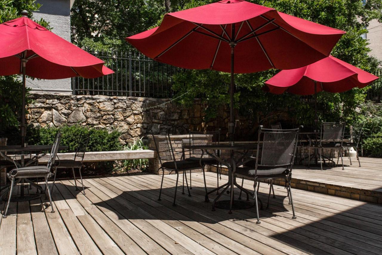 Mary Atkins At Southmoreland On The Plaza Kansas City Exterior foto